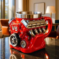 Roter V6-Motor-Becher