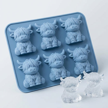 ⏰Last day Promotion🐮 Mini Highland Cow Ice Cube & Dessert Mold 🧊🍪 Cute 3D Ice for Drinks, Parties & Gifts💕